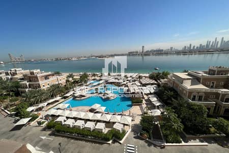 3 Bedroom Flat for Sale in Palm Jumeirah, Dubai - Full Sea View | Spacious and Elegant | Great Deal