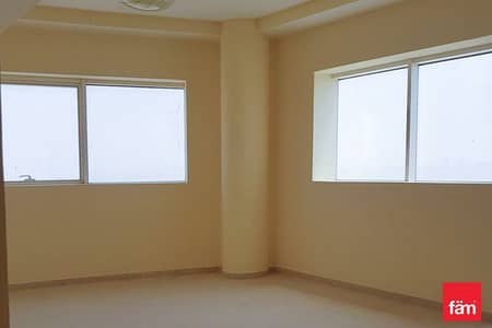 فلیٹ 2 غرفة نوم للبيع في سيتي أوف أرابيا، دبي - شقة في برج وادي،سيتي أوف أرابيا 2 غرف 1177675 درهم - 8447757
