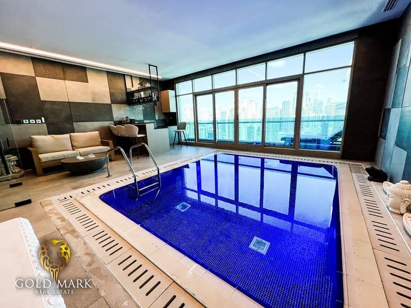 Fully Upgraded | Penthouse | Marina View