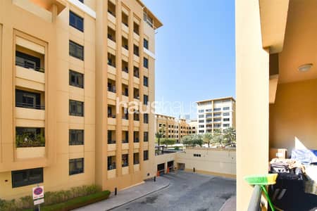 2 Bedroom Flat for Sale in The Greens, Dubai - Spacious layout | Low Floor | Vacant on Transfer
