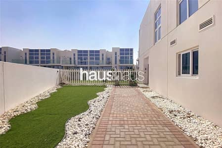 3 Bedroom Townhouse for Sale in DAMAC Hills 2 (Akoya by DAMAC), Dubai - Large Corner Plot | Vacant on Transfer | Modern