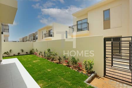 4 Bedroom Townhouse for Rent in Arabian Ranches 2, Dubai - Landscaped Garden | Type 1E | Available Soon