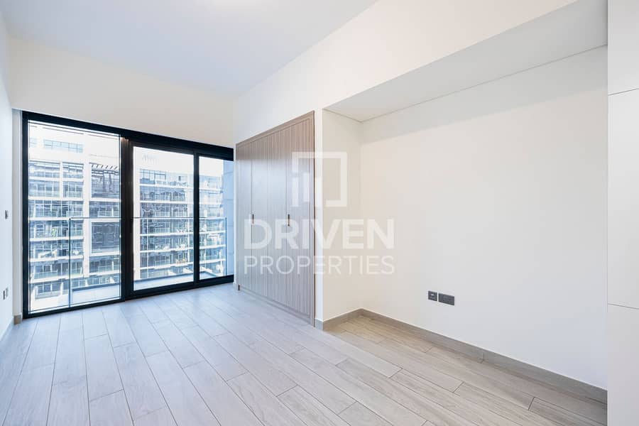 Blvd View | Bright Apt with Chiller Free