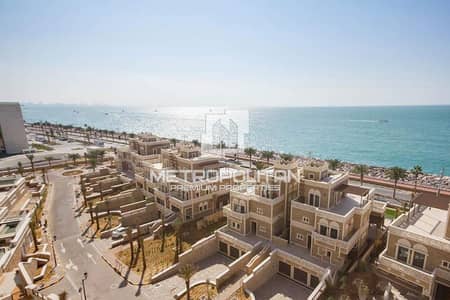2 Bedroom Flat for Sale in Palm Jumeirah, Dubai - Rented | Full Sea View | Huge Layout Apt