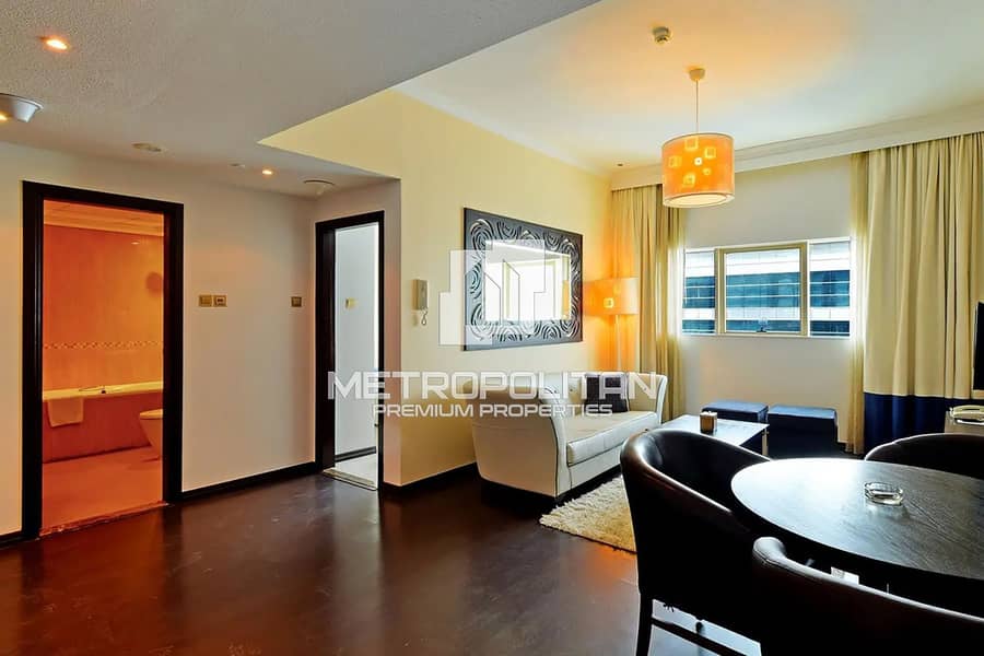 位于芭莎综合社区（Tecom），第一中心酒店式公寓 1 卧室的公寓 950000 AED - 8580154