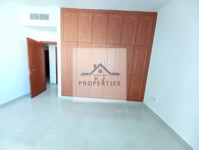 Ready To Move 4bhk with wardrobes parking free opposite sahara center.