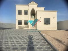 Villa for rent in the city of Riyadh, south of the majestic, in the first basins, in a very privileged location near all