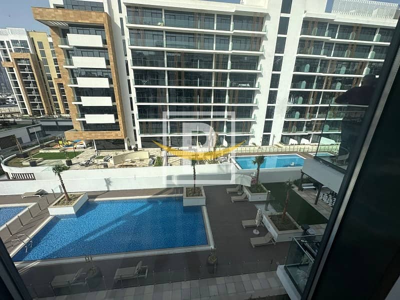 hurry up | Pool View | Ready To Move In | SARVIP