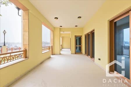 Extra Large Balcony B Type Extra Large Balcony B Type