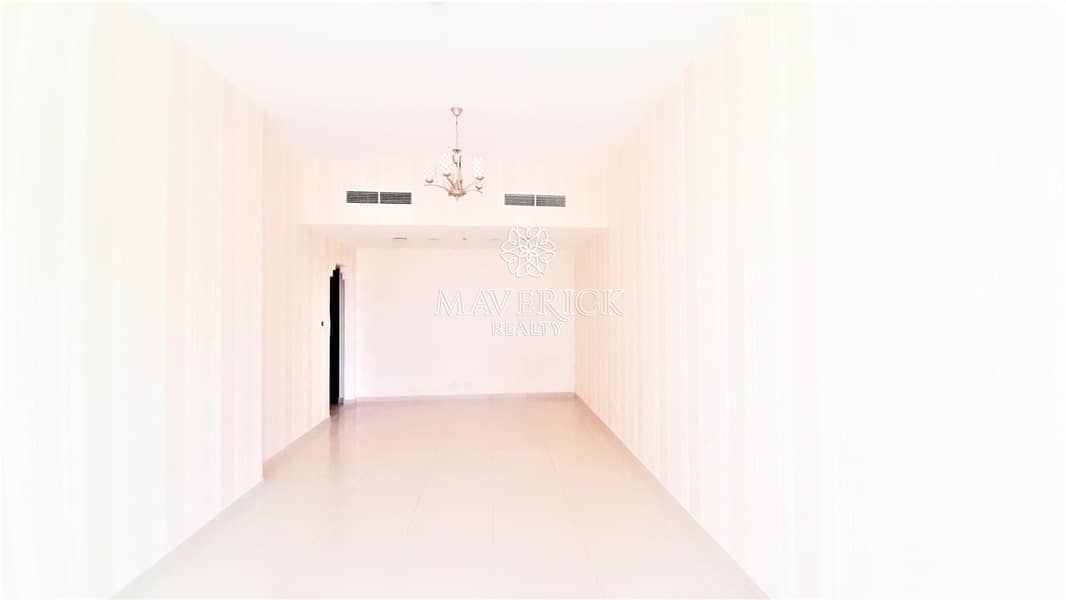 2 Iconic View | Huge 2BHK+Maids/R | AC+Parking Free