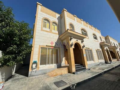 5 Cпальни Комплекс вилл в аренду в Халифа Сити, Абу-Даби - cb2a22eb-4aba-4dfc-ad4a-854bbcfdc3ae. jpg