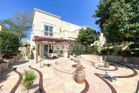 3 Bedroom Villa for Rent in The Springs, Dubai - Lake Backing | Repainted White Walls | Upgraded