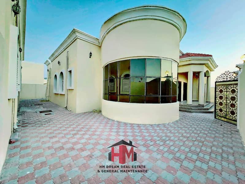 Prime Location !Outclass Villa with 3

Master Bedrooms Maid Room Hall And Majlies At Al

Shamkha