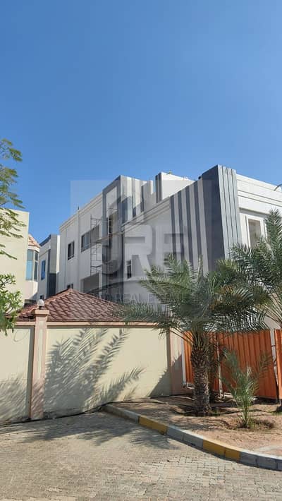 9 Bedroom Villa for Sale in Al Mushrif, Abu Dhabi - صورة واتساب بتاريخ 1445-08-14 في 15.01. 57_52c00f3e. jpg