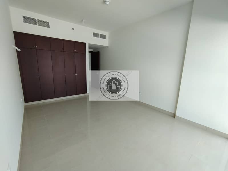 Huge Layout 1BR (Canal View) Ideal Location