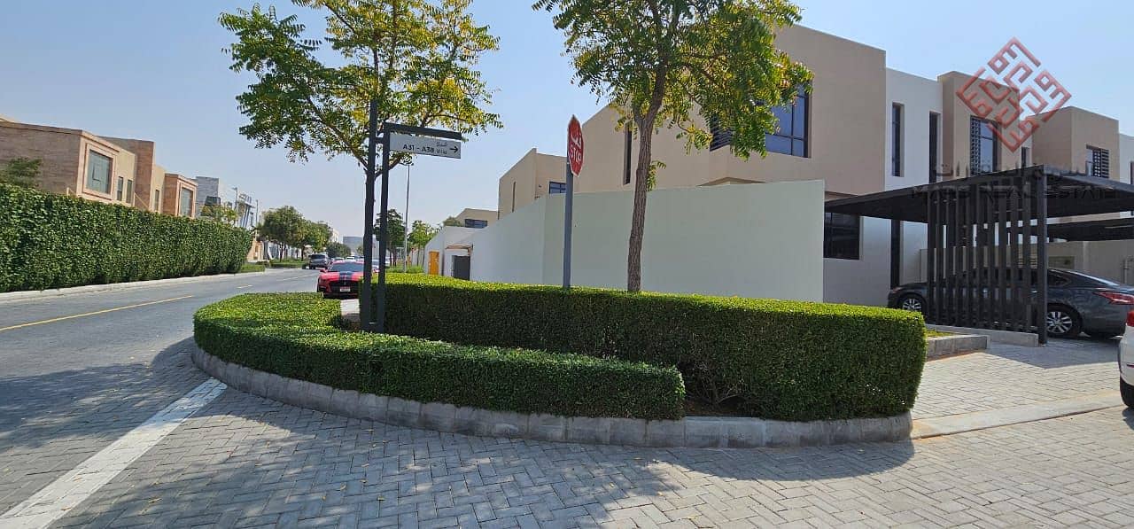 Spacious 3 bhk Corner villa available for rent in Al Nasma