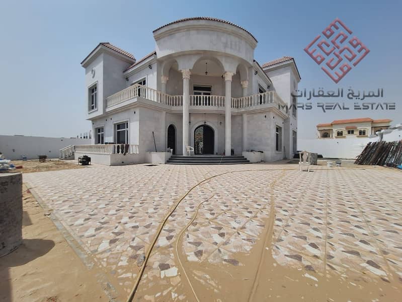 Big villa for sale in hoshi for only 3.8M