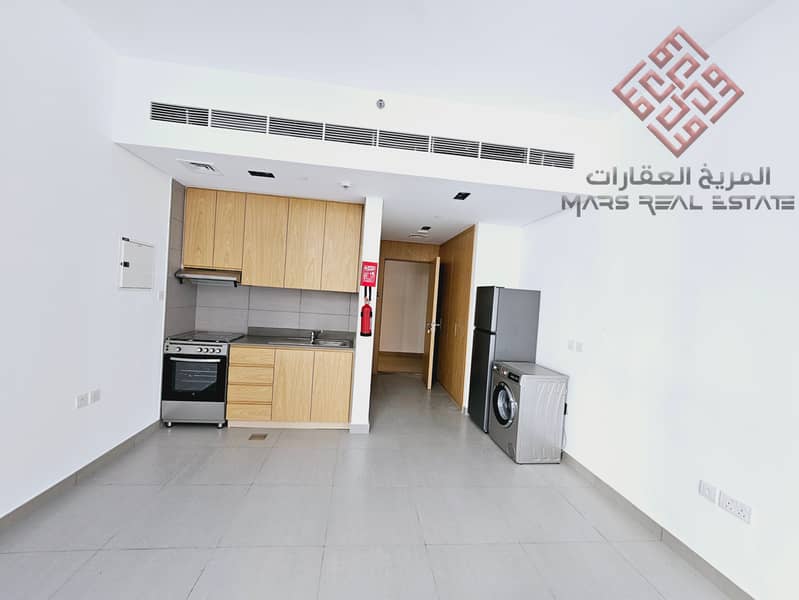 *** Studio available for rent with pool, parking, gym in Al mamsha ***
