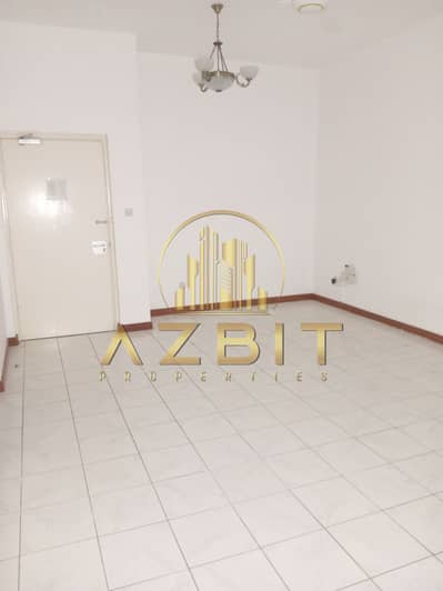 2BHK APARTMENT NEW RENOVATED BUILDING PEACEFUL AREA