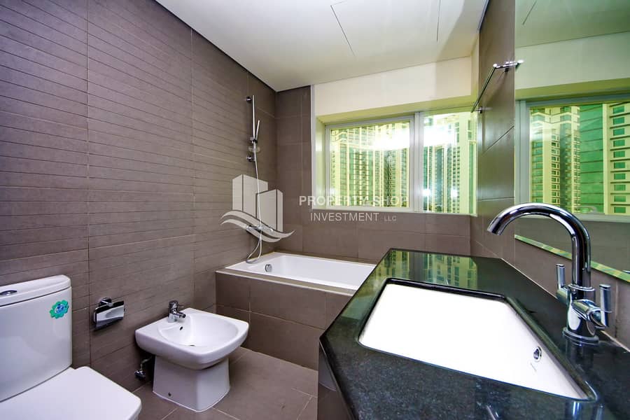 14 2-bedroom-apartment-al-reem-island-marina-square-tala-tower-bathroom-1. JPG