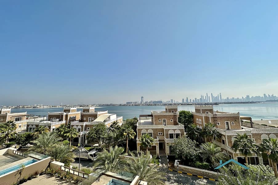 - Palm Jumeirah view
- Vacant and ready to move in 
- Gym, beach and pool
- 2 Bedrooms
- 4 Bathrooms
- Maids Room
- Spacious Balcony
- Walk-In Wardrobes
- (contd. . . )