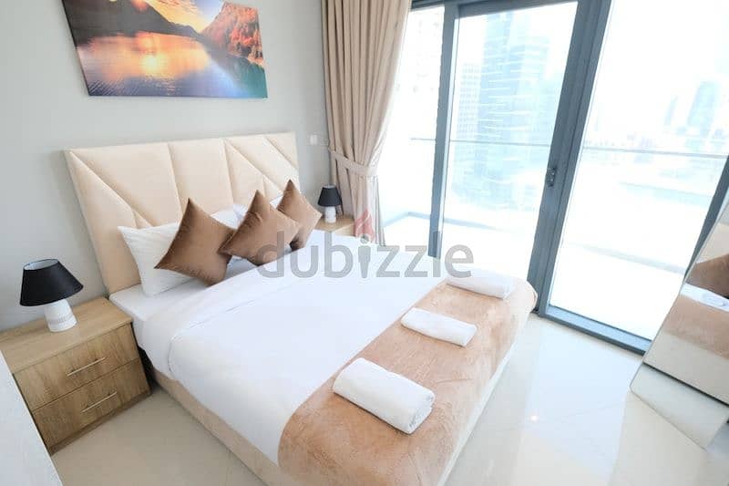 No Commission! Brand New 1 BR Apartment w/ huge balcony and Panoramic Views in Business Bay
