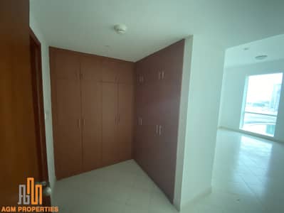 فلیٹ 1 غرفة نوم للايجار في مدينة دبي الرياضية، دبي - شقة في القناة 1،مدينة دبي الرياضية 1 غرفة 77000 درهم - 8661297