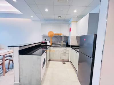 Furnished Great Location| Kitchen Appliances |