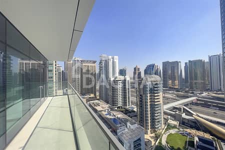 1 Bedroom Flat for Sale in Dubai Marina, Dubai - Large 1 Bed / JLT View / Powder Room