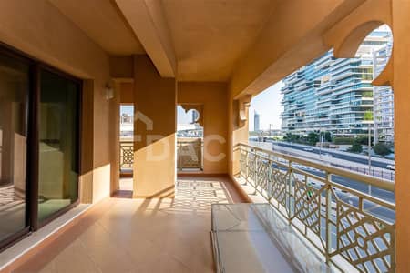 2 Bedroom Flat for Rent in Palm Jumeirah, Dubai - Extended Balcony / Available Now / Low Floor