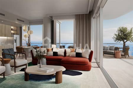 2 Bedroom Apartment for Sale in Dubai Harbour, Dubai - Palm Views / Resale / Multiple Units