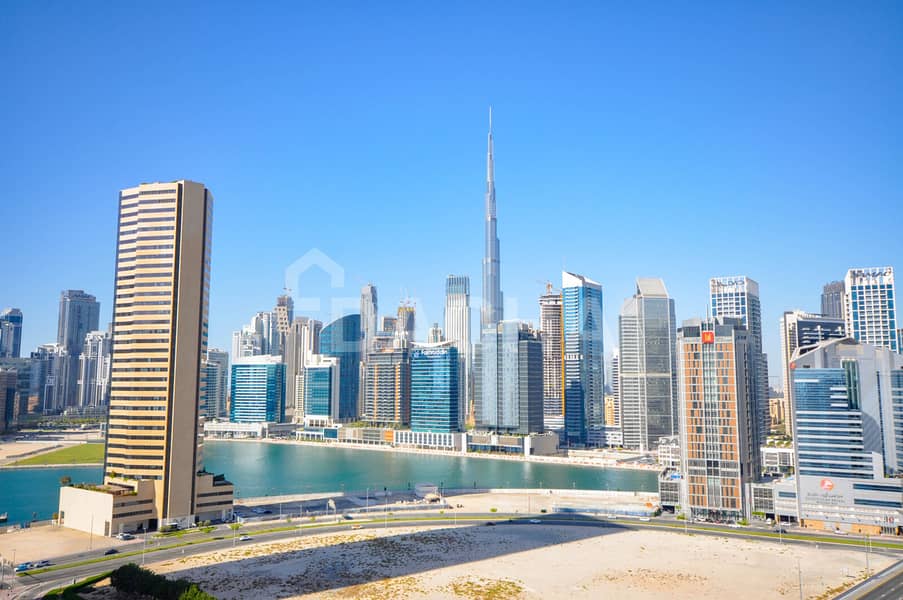Luxury 2 Bed / Burj Khalifa and Canal view