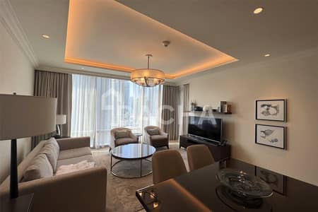 1 Bedroom Apartment for Rent in Downtown Dubai, Dubai - Burj Khalifa View / Available Now