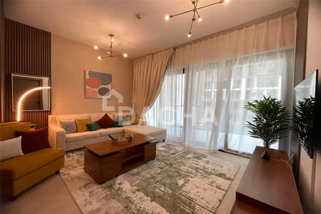 2 Bedroom Flat for Rent in Business Bay, Dubai - Fully Furnished I Canal & Burj View I Private Jacu