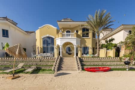 4 Bedroom Villa for Rent in Palm Jumeirah, Dubai - Unfurnished / Marina Skyline View / High Number