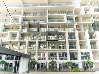 2 Bedroom Flat for Rent in Masdar City, Abu Dhabi - Vacant|With 2 Parkings| Big Balcony |Perfect Unit