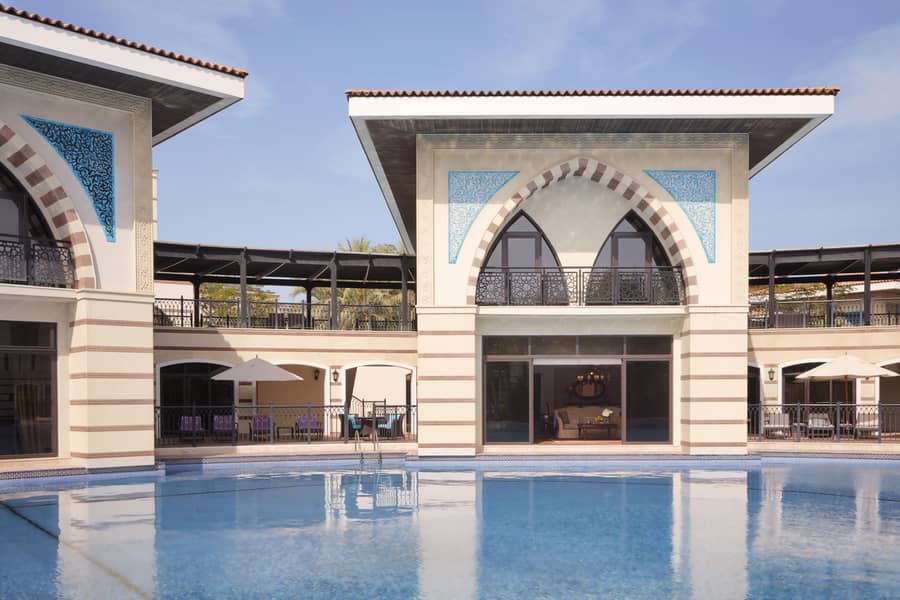 Jumeirah Zabeel Saray - Rooms - Royal Villa - Lagoon - Exterior-min. jpg