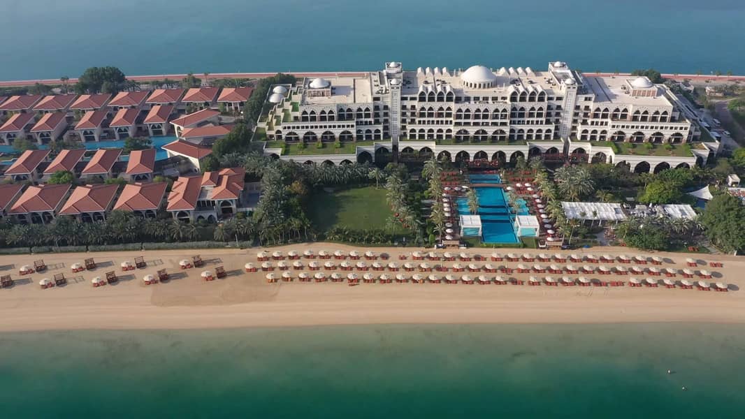 12 Jumeirah Zabeel Saray - Unique Perspective -  Beach & Royal Residences Aerial-min. jpg