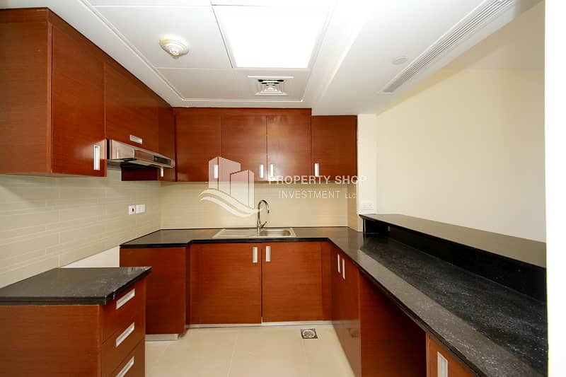 4 1-bedroom-apartment-al-reem-island-shams-abu-dhabi-gate-tower-1-kitchen. JPG