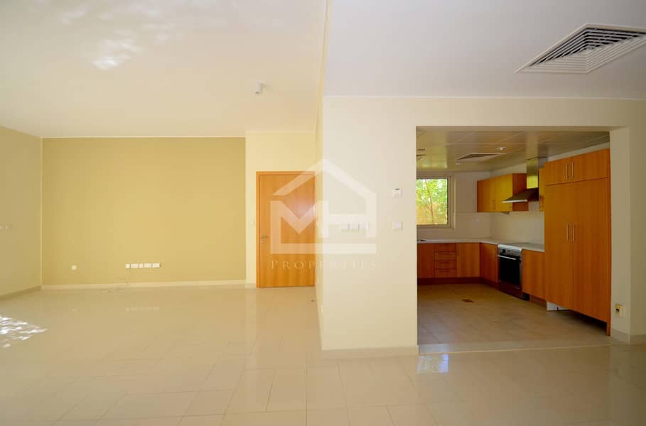 Spacious 4BR Townhouse in Al Raha Gardens Spacious 4BR Townhouse in Al Raha Gardens