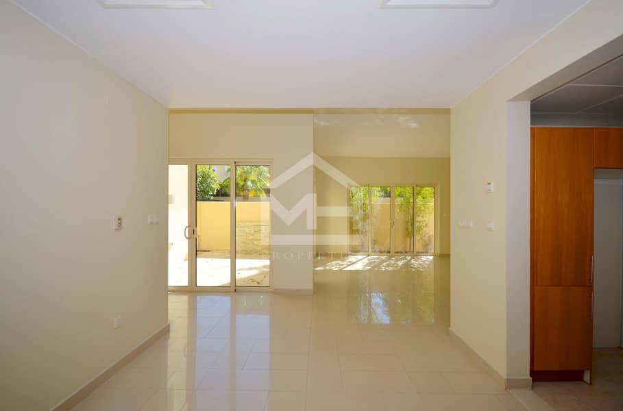 Spacious 4BR Townhouse in Al Raha Gardens Spacious 4BR Townhouse in Al Raha Gardens
