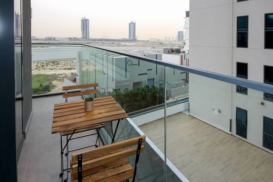 22 Balcony 2. jpg