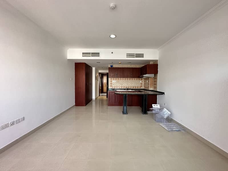 CHILLER FREE STUDIO WITH BALCONY AND ALL AMENITIES RENT ONLY 43k