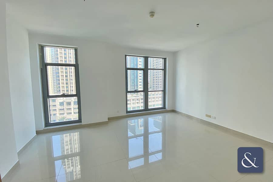 位于迪拜市中心，克拉伦大厦，克拉伦1号大厦 1 卧室的公寓 130000 AED - 8668665