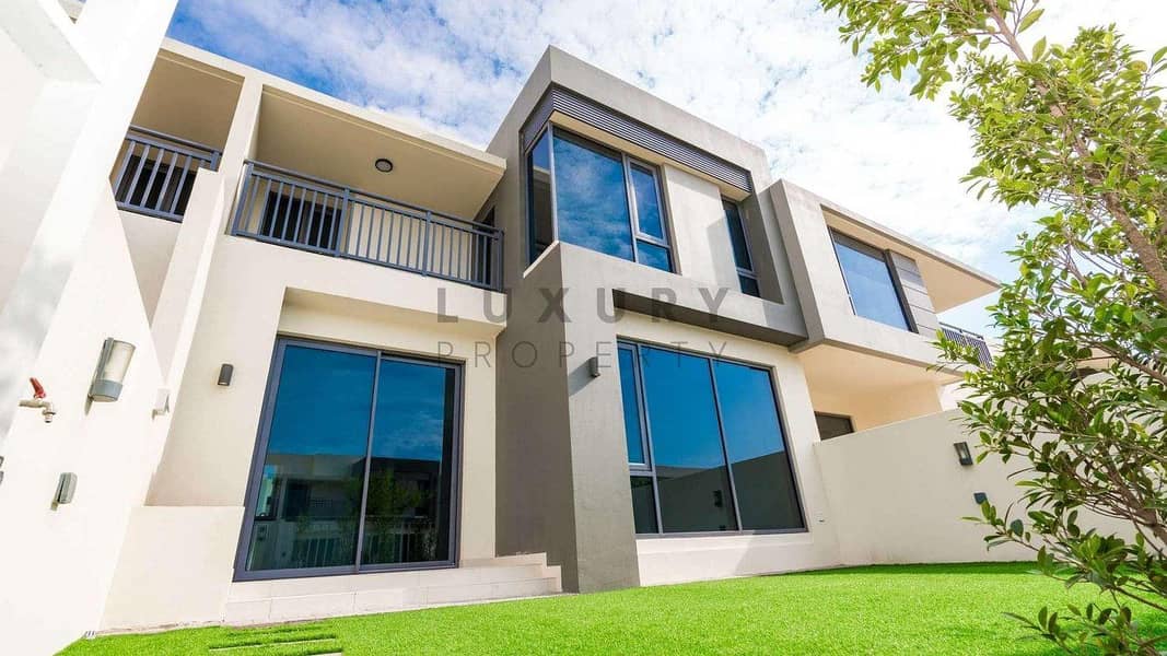Close to Pool | 3M | On Green Belt Close to Pool | 3M | On Green Belt