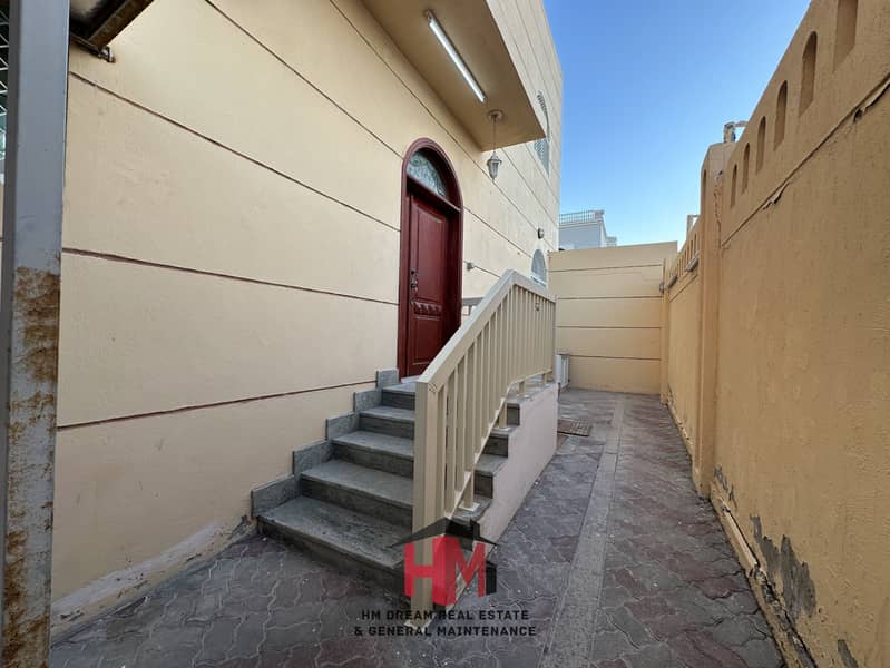 Private entrance 3 Bedrooms Hall 3 Bathrooms covered Parking