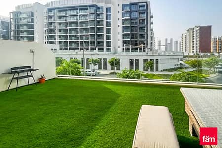 1 Bedroom Flat for Sale in Meydan City, Dubai - Huge Layout, Huge terrace, Away from the highway