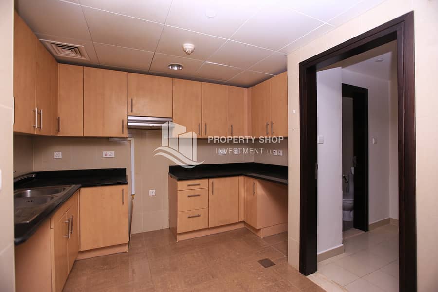 9 2-bedroom-apartment-al-reem-island-shams-abu-dhabi-sky-tower-kitchen-1. JPG