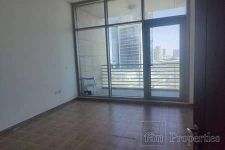 1 Bedroom Flat for Rent in Business Bay, Dubai - Spacious | 2 bathroom | Close to Water canal