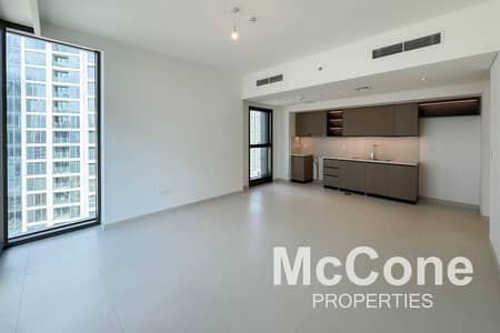 2 Bedroom Flat for Rent in Downtown Dubai, Dubai - Sea View | Vacant | Subleasing Allowed